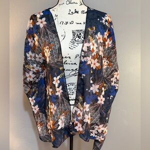 Live 4 Truth Geometric Floral Cardigan